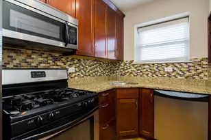 6501 N Claremont Ave, Chicago, IL 60645 - Photo 2