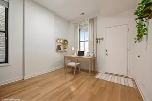 1022 N Ashland Ave, Chicago, IL 60622 - Photo 14