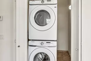 1022 N Ashland Ave, Chicago, IL 60622 - Photo 16