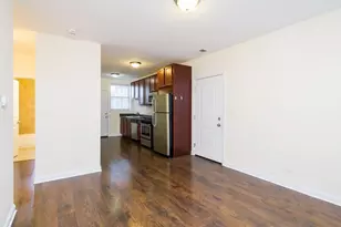 4715 W Cornelia Ave, Chicago, IL 60641 - Photo 4