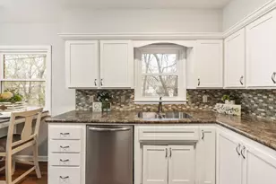 3103 15th Street A, Moline, IL 61265 - Photo 8