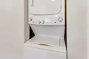 2815 N Racine Ave, Chicago, IL 60657 - Photo 8