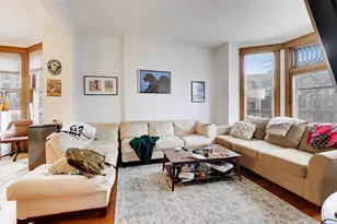 2815 N Racine Ave, Chicago, IL 60657 - Photo 2