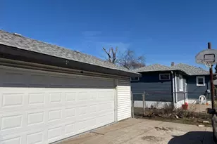 1336 Hirsch Ave, Calumet City, IL 60409 - Photo 18