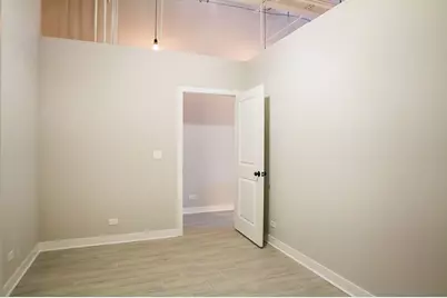 4439 W Fullerton Avenue #SF, Chicago, IL 60639 - Photo 8