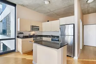 235 W Van Buren St, Chicago, IL 60607 - Photo 2