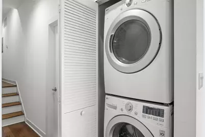 832 W Erie Street #4W, Chicago, IL 60642 - Photo 8