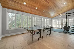 405 Voltz Rd, Northbrook, IL 60062 - Photo 14