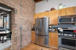 1330 W Monroe St, Chicago, IL 60607 - Photo 14
