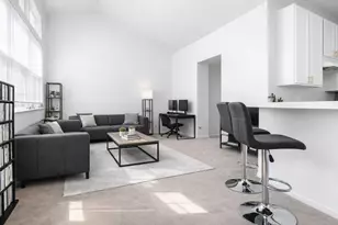 1963 Gary Ct, Schaumburg, IL 60193 - Photo 4