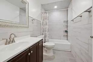 437 Maple Dr, Wheeling, IL 60090 - Photo 10