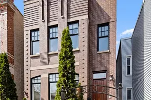 3638 N Wayne Ave, Chicago, IL 60613 - Photo 1