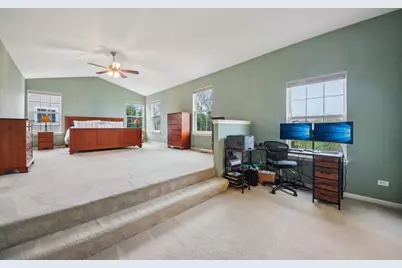 224 Cross Creek Lane, Lindenhurst, IL 60046 - Photo 16