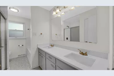 17525 Maple Avenue, Lansing, IL 60438 - Photo 14