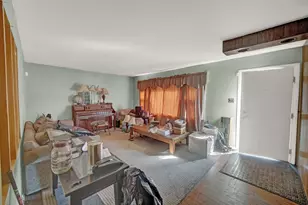 16934 Annetta Ave, Hazel Crest, IL 60429 - Photo 4