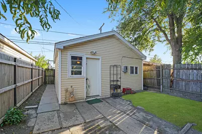 3641 W 57th Street, Chicago, IL 60629 - Photo 12