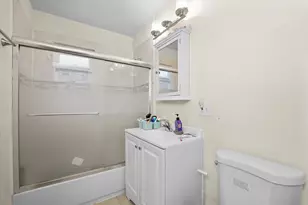 3641 W 57th St, Chicago, IL 60629 - Photo 6