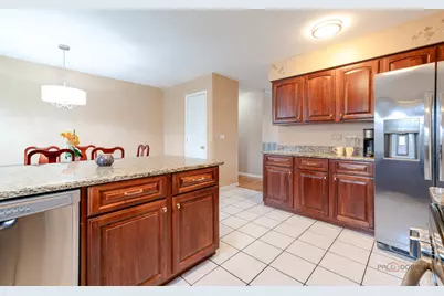 620 W Peregrine Drive, Palatine, IL 60067 - Photo 10