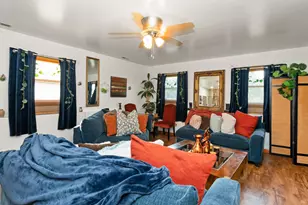 928 E 153rd St, Phoenix, IL 60426 - Photo 12