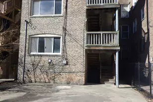8223 S Ingleside Ave, Chicago, IL 60619 - Photo 10