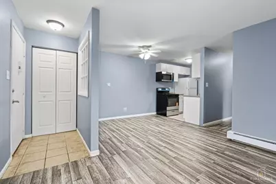 983 Crimson Court #2-206, Prospect Heights, IL 60070 - Photo 4