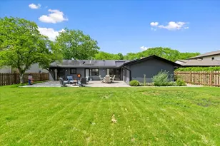 823 Georgean Ln, Schaumburg, IL 60193 - Photo 26
