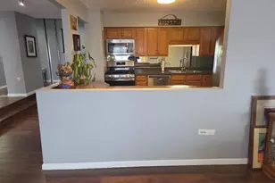 8815 W Golf Rd, Niles, IL 60714 - Photo 16