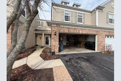2554 Evergreen Circle #2554, McHenry, IL 60050 - Photo 2