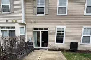 2554 Evergreen Cir, McHenry, IL 60050 - Photo 14