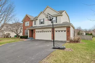 26415 Rustling Birch Way, Plainfield, IL 60585 - Photo 2