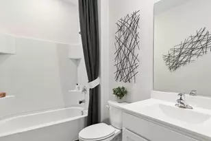 17535 W Windemere Cir, Lockport, IL 60441 - Photo 8