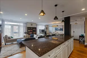 714 W Melrose St, Chicago, IL 60657 - Photo 12
