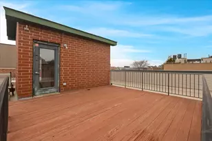 714 W Melrose St, Chicago, IL 60657 - Photo 28