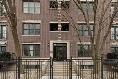 714 W Melrose Street #4E, Chicago, IL 60657 - Photo 2