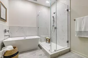 790 E Irving Park Rd, Roselle, IL 60172 - Photo 16