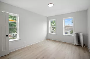 3035 W Rosemont Ave, Chicago, IL 60659 - Photo 10