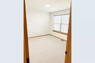 4725 Orrefors Court, Joliet, IL 60431 - Photo 8