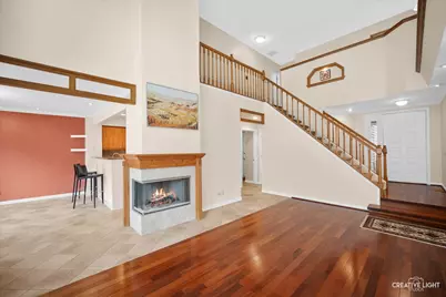 192 Benton Lane, Bloomingdale, IL 60108 - Photo 2