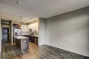 851 W Grand Ave, Chicago, IL 60642 - Photo 4