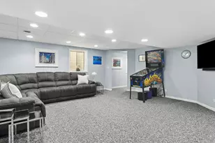 2248 Avalon Dr, Buffalo Grove, IL 60089 - Photo 28