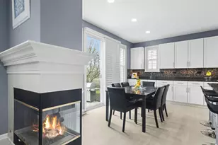 2248 Avalon Dr, Buffalo Grove, IL 60089 - Photo 10