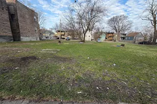 5734 S Carpenter St, Chicago, IL 60621 - Photo 1