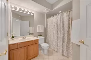 1 S Lincoln Ave, Lombard, IL 60148 - Photo 18