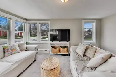 9501 Jackson Avenue, Brookfield, IL 60513 - Photo 2