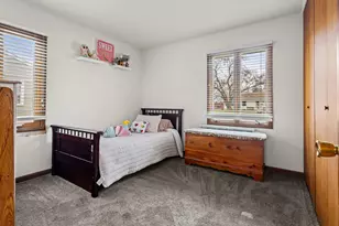 1013 Manor Dr, Streamwood, IL 60107 - Photo 16