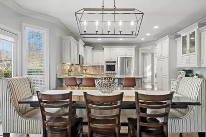 439 Hill Avenue, Glen Ellyn, IL 60137 - Photo 8