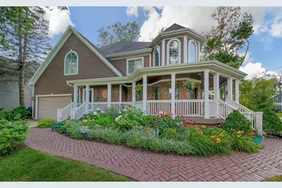 439 Hill Avenue, Glen Ellyn, IL 60137 - Photo 1