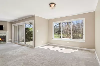 563 Woodview Road #D, Lake Barrington, IL 60010 - Photo 8