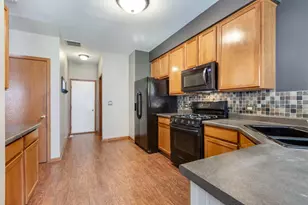 3534 Blue Ridge Ct, Carpentersville, IL 60110 - Photo 8