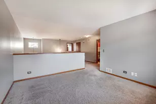 3534 Blue Ridge Ct, Carpentersville, IL 60110 - Photo 10